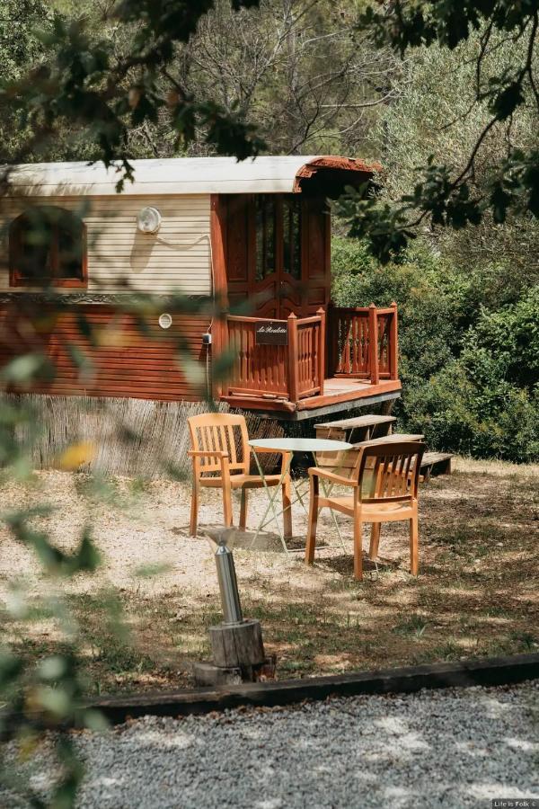 Вилла Domaine Des Bruguieres Entrecasteaux Экстерьер фото