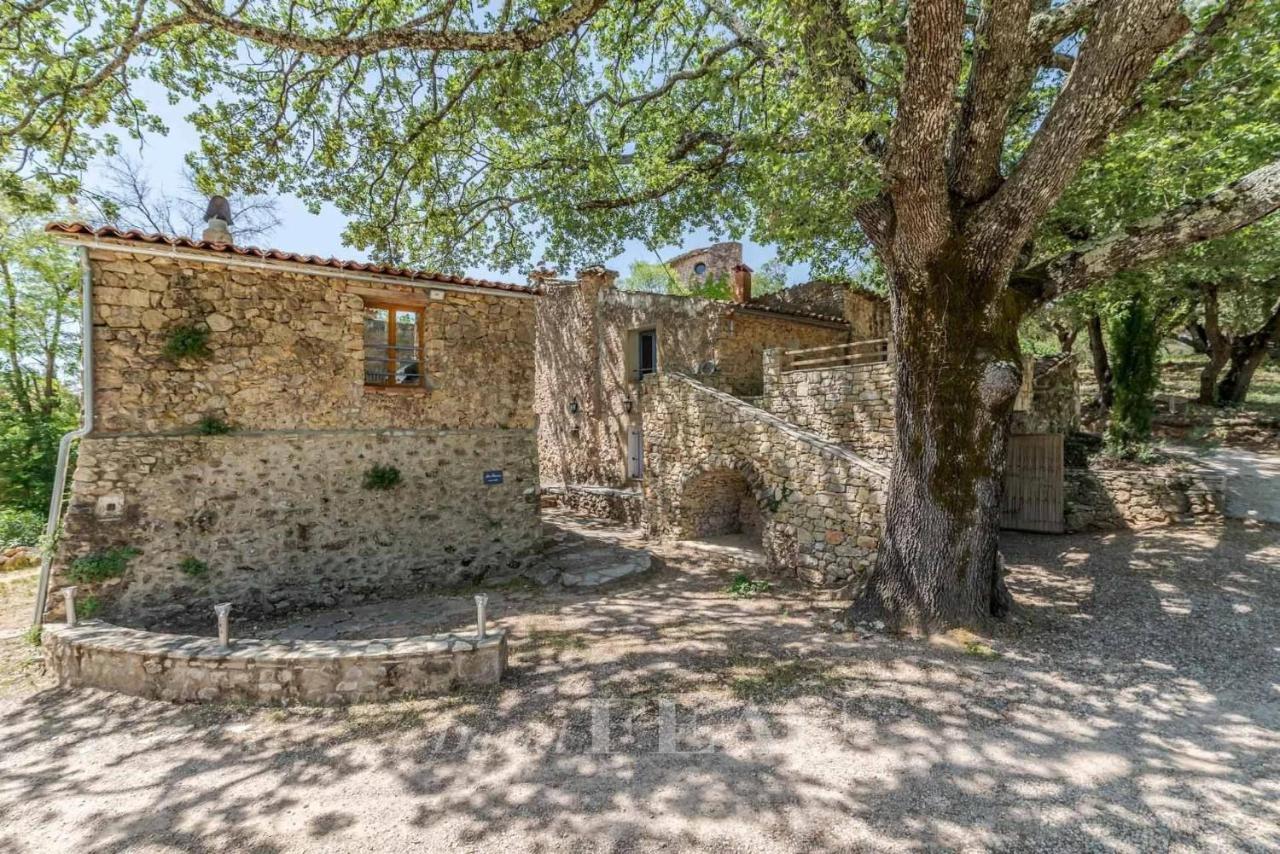 Вилла Domaine Des Bruguieres Entrecasteaux Экстерьер фото