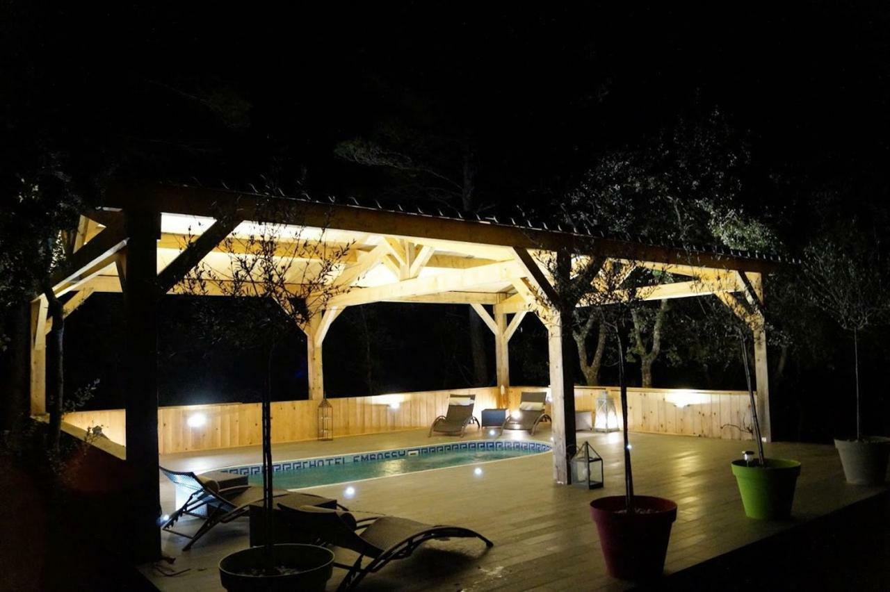 Вилла Domaine Des Bruguieres Entrecasteaux Экстерьер фото