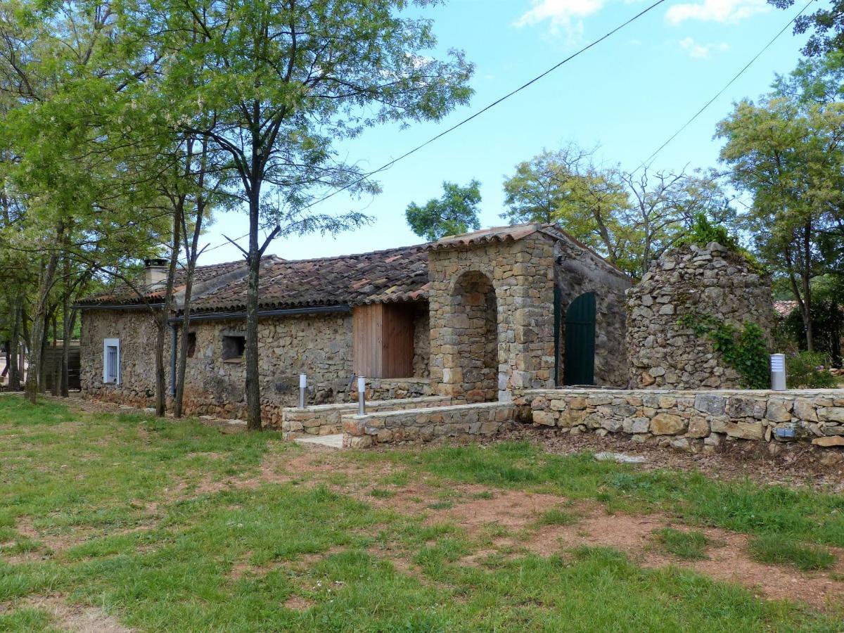 Вилла Domaine Des Bruguieres Entrecasteaux Экстерьер фото