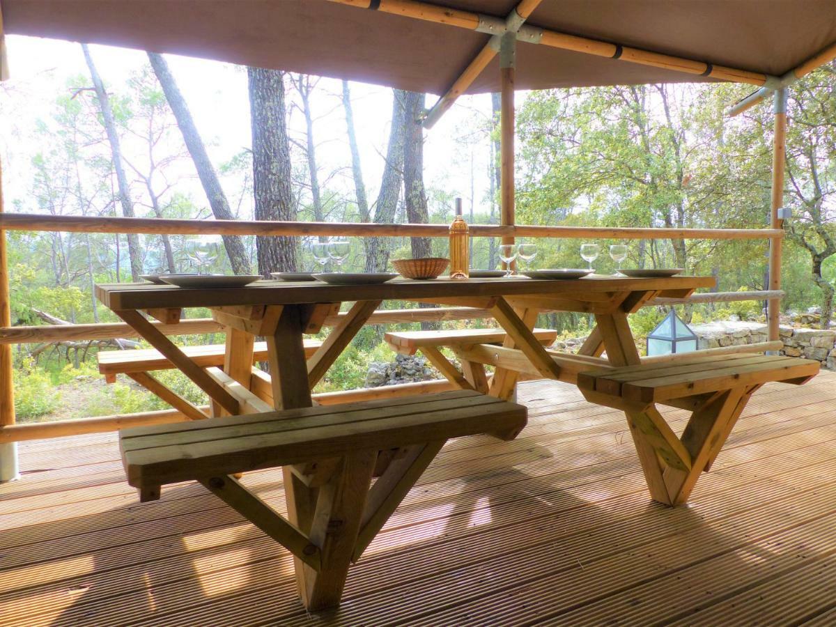 Вилла Domaine Des Bruguieres Entrecasteaux Экстерьер фото